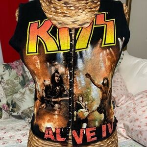 Y2K Vintage KISS Graphic Distressed Corset T Shirt